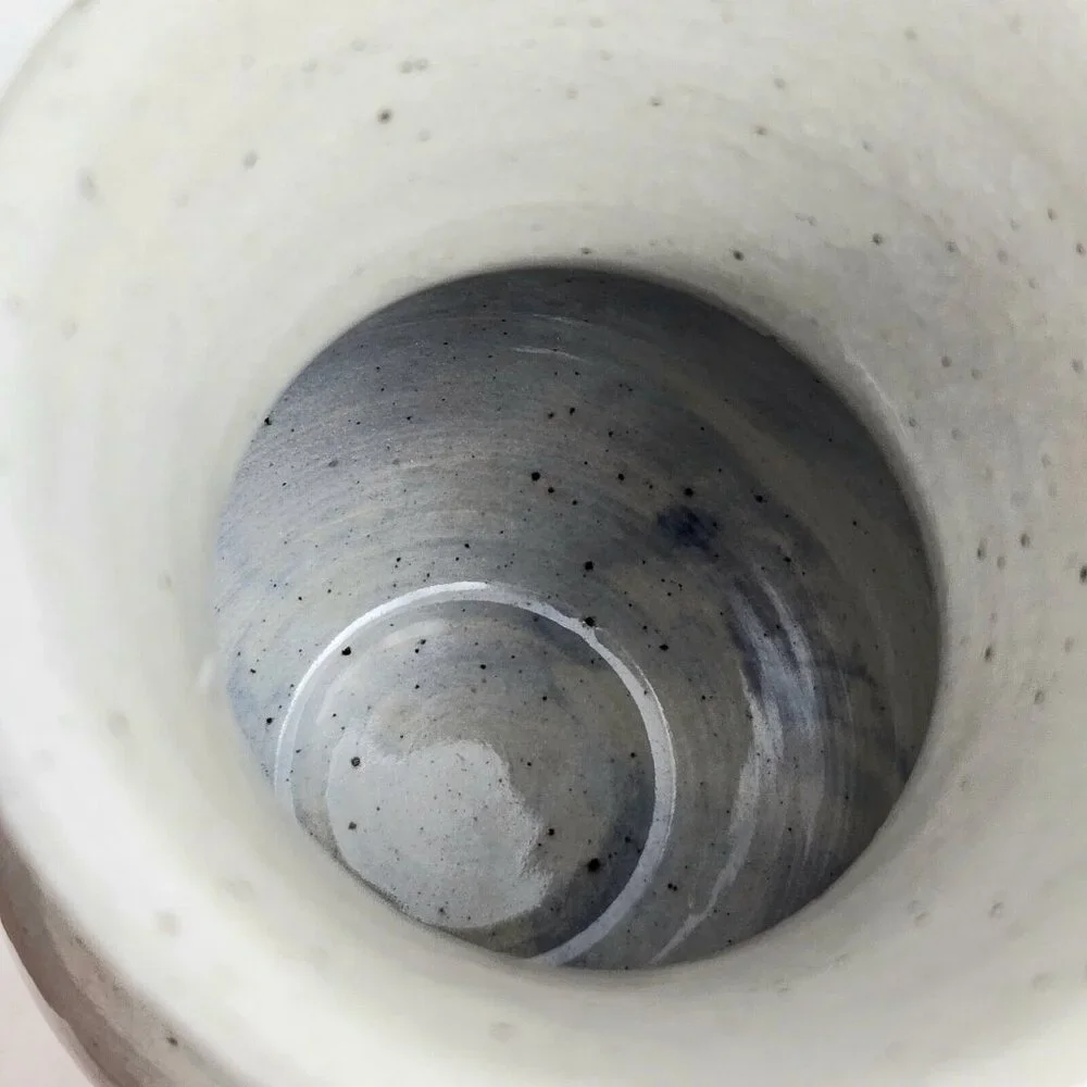Vtg Studio Art Pottery Vase Hand Thrown Stoneware Artist Signed Gray 5.75” Heavy